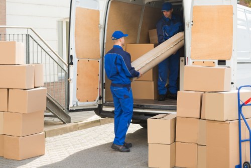 Local man and van service for flat moves in Earls Court