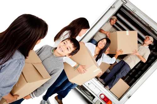 Packing and boxes service for Earls Court homes and flats