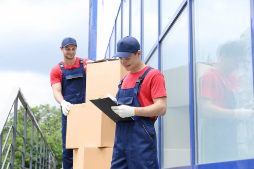 Local moving truck service for residential moves in Earls Court