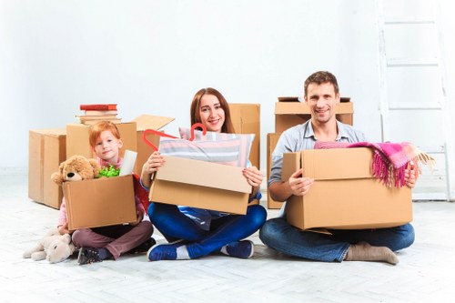 Professional moving support for flats and homes in Earls Court