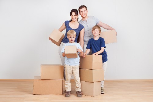 Local student removal service covering Earls Court and nearby areas