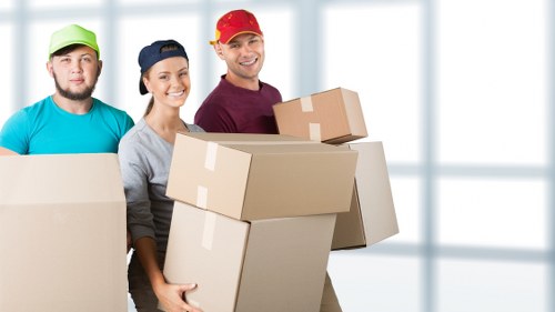 Cubic-yard and load-based moving quote concept for an Earls Court relocation